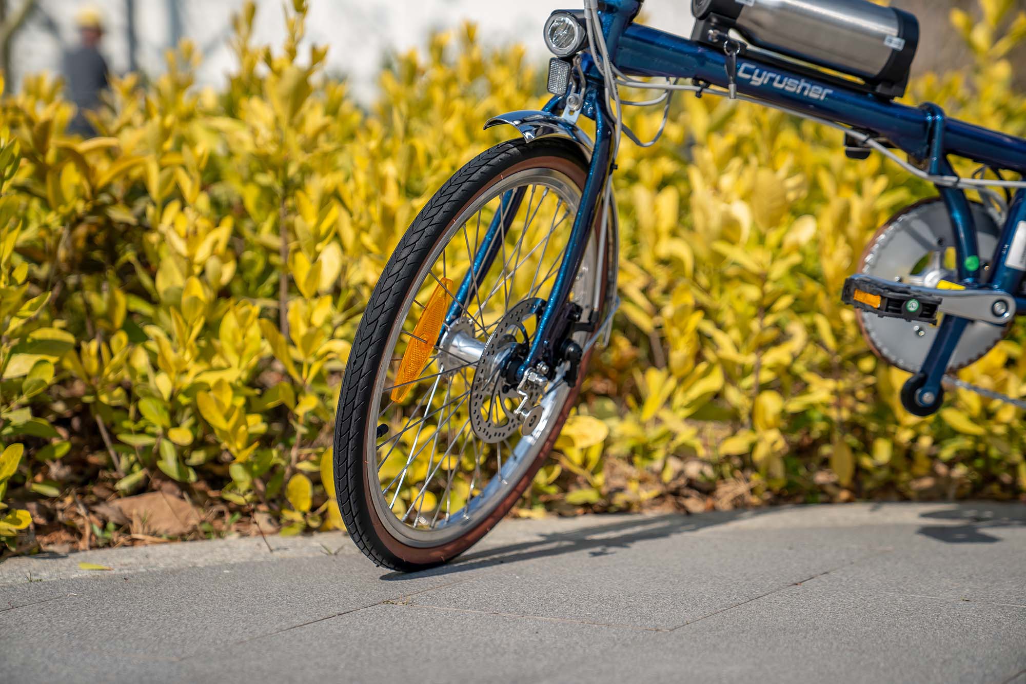 【走行わずか】電動アシスト折りたたみ自転車 Cyrusher Flimo Flimo 折りたたみ電動アシスト自転車｜軽量・ラストワンマイル向け